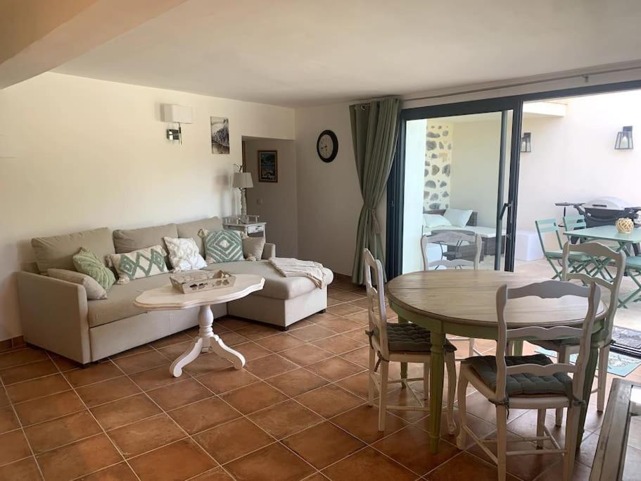 Lavilledieu  Appartement Bas De Maison מראה חיצוני תמונה